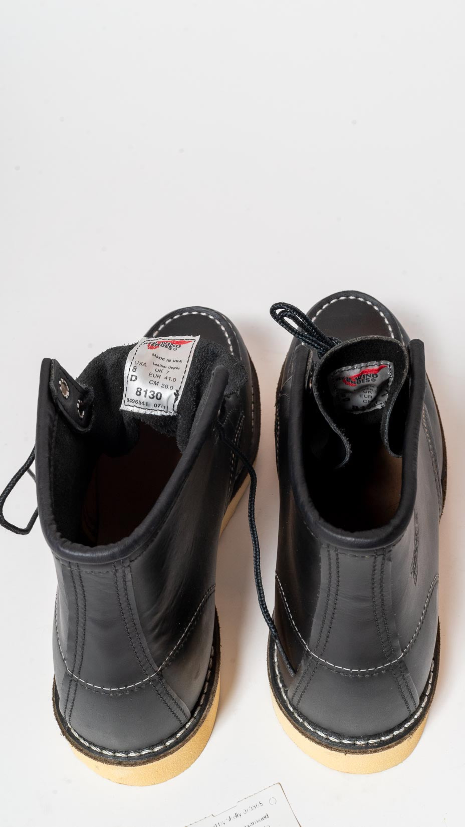 Red Wing Shoes — Moc Toe Black, 8130, Made in USA, US8D (new)